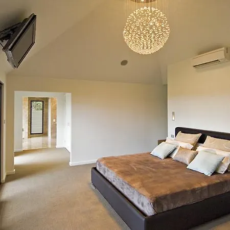 Chandeliers On Abbey Yallingup Exterior photo